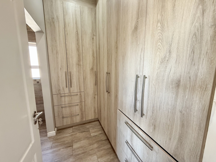 3 Bedroom Property for Sale in Laguna Sands Western Cape